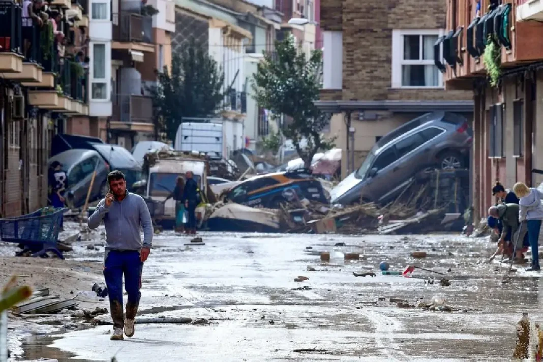 03 jours de deuil national aprÃ¨s les inondations meurtriÃ¨res Ã  Valence